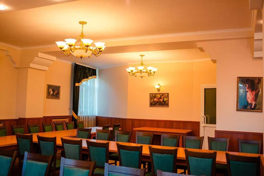 Vershnyk Cherkasy Exterior foto